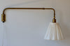 Vägglampa i mässing svensk 1950-tal Nr V92