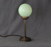 Bordslampa i mässing med grön kupa Art Deco 1930-tal Nr B469