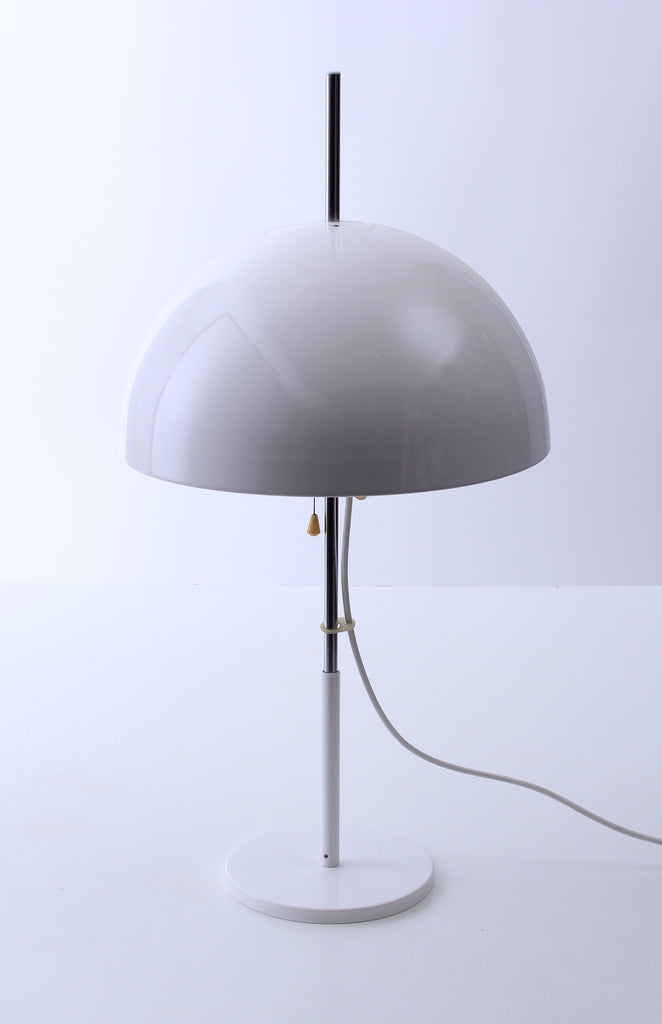 Bordslampa i plåt 1970-tal Nr B249
